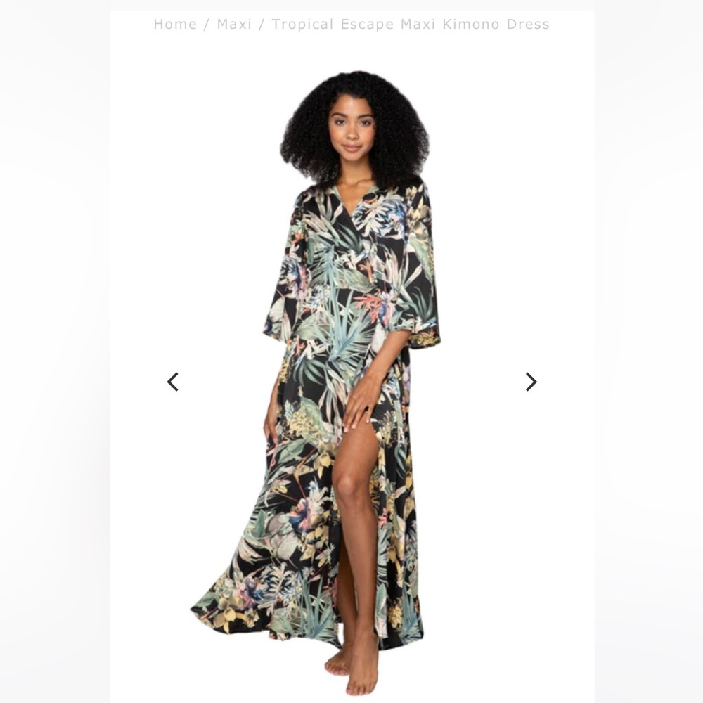 Subtle luxury tropical print dress
